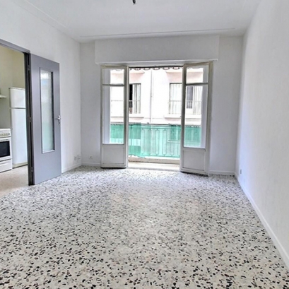 سوئیت ۲۹ متری، شهر نیس فرانسه